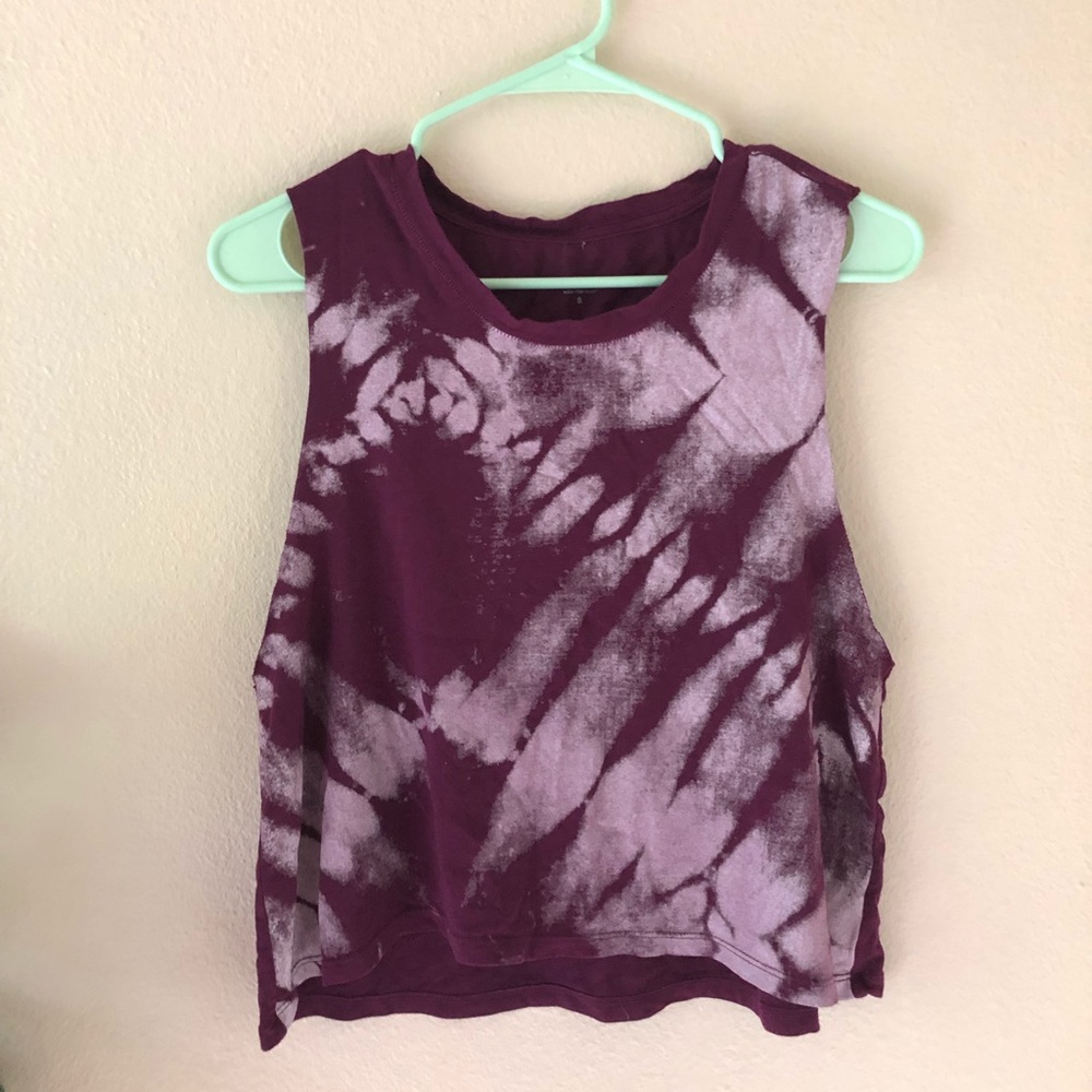 Manduka Tie-dye crop tank with cute back venting